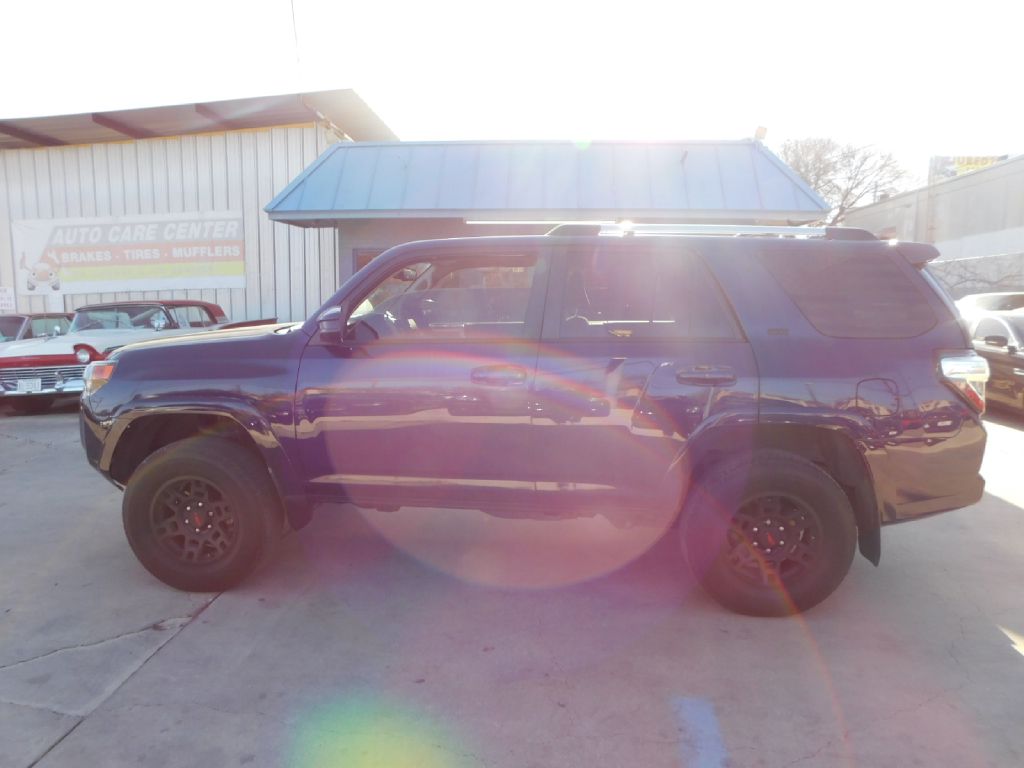 Used Car 2022 Toyota 4runner  Sr5 For Sale Under $30,000 In San Antonio, Texas