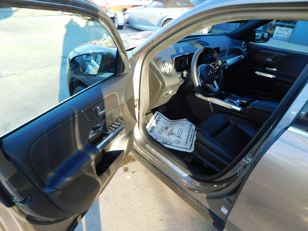 Used Car 2020 Mercedes-benz Glb  250 For Sale Under $25,000 In San Antonio, Texas