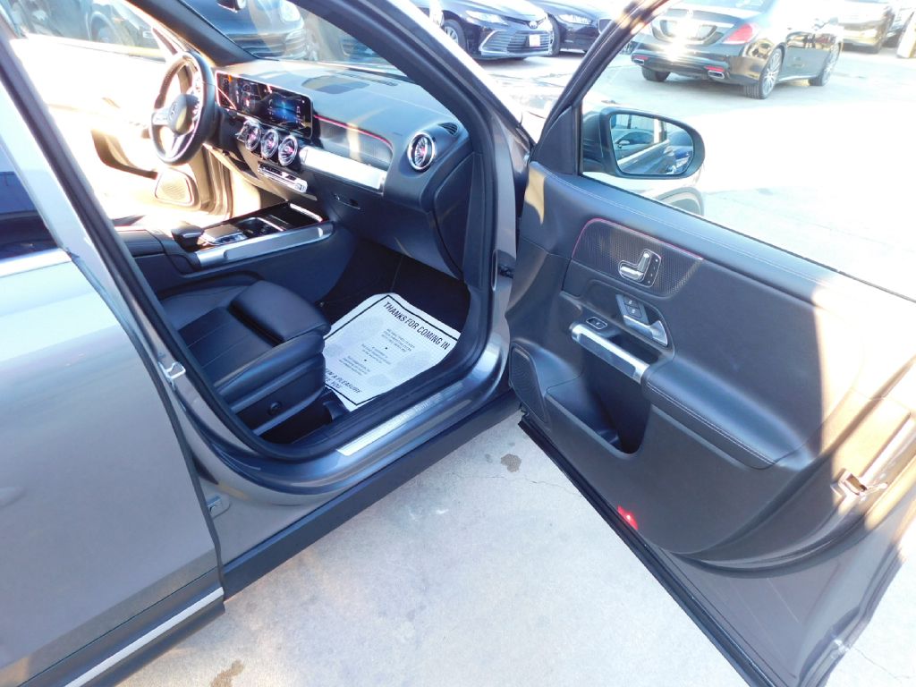 Used Car 2020 Mercedes-benz Glb  250 For Sale Under $25,000 In San Antonio, Texas