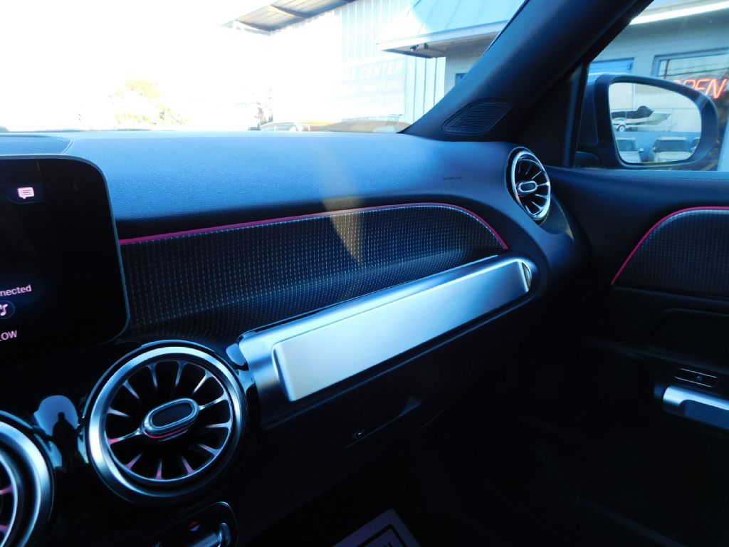 Used Car 2020 Mercedes-benz Glb  250 For Sale Under $25,000 In San Antonio, Texas