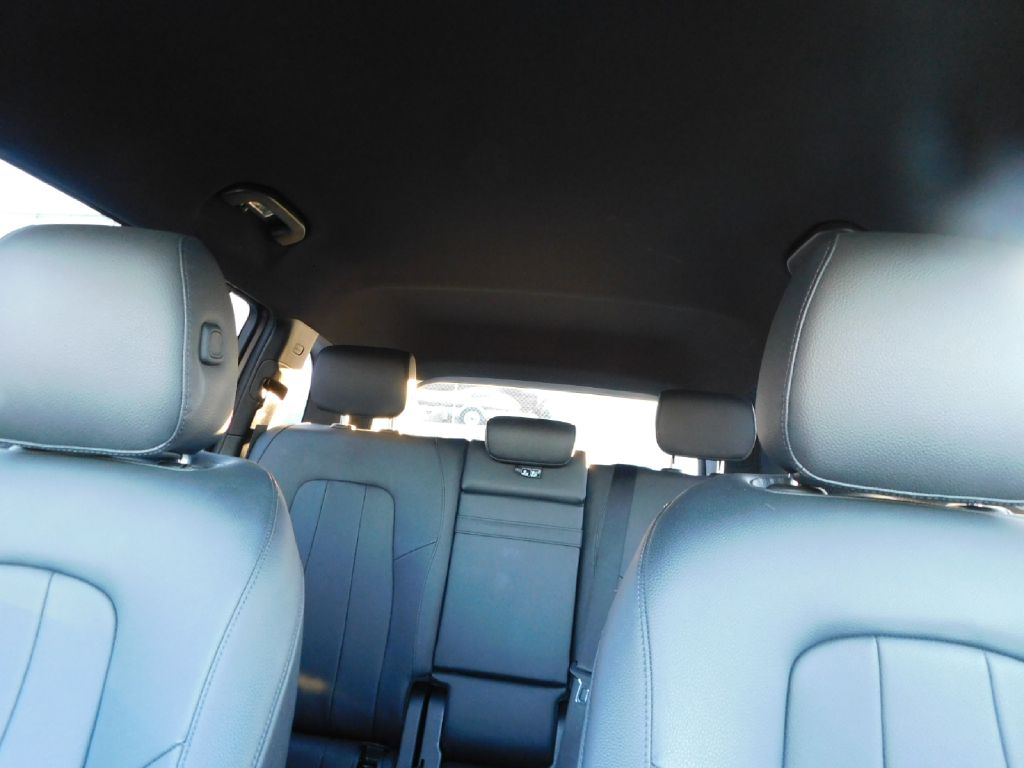 Used Car 2020 Mercedes-benz Glb  250 For Sale Under $25,000 In San Antonio, Texas