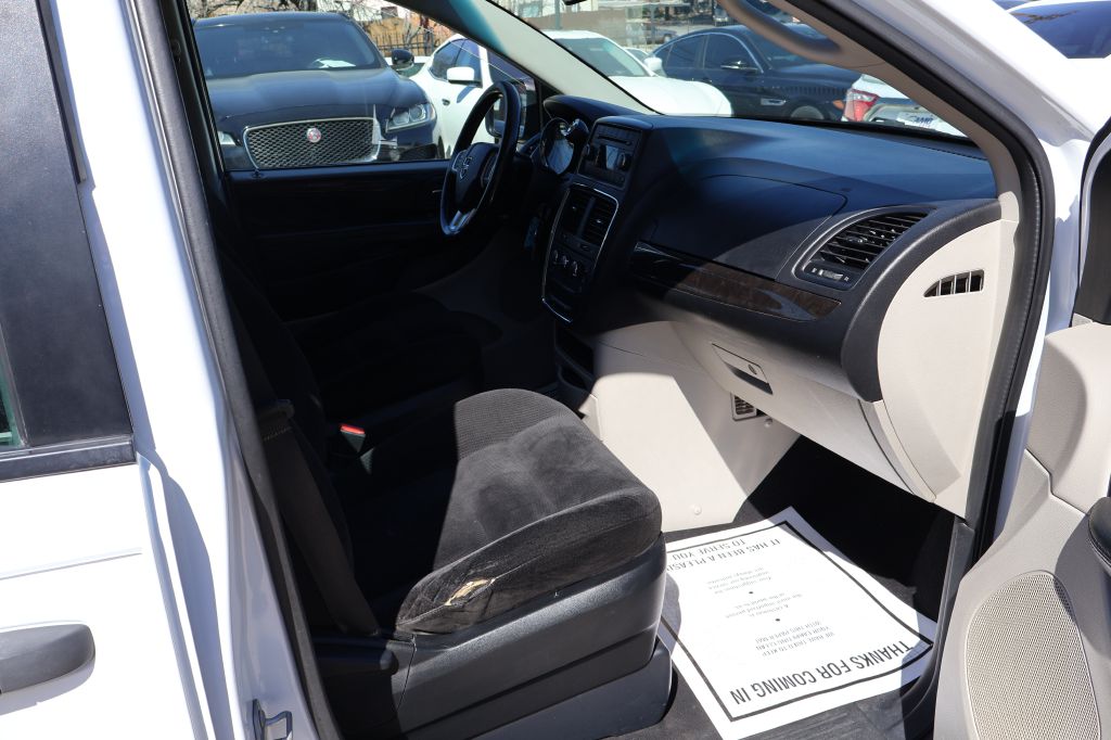 Used Car 2016 Dodge Grand Caravan  Se For Sale Under $10,000 In San Antonio, Texas