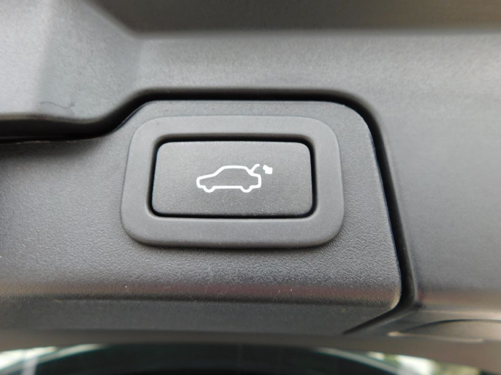 Used Car 2018 Land Rover Range Rover Evo  Se For Sale Under $15,000 In San Antonio, Texas