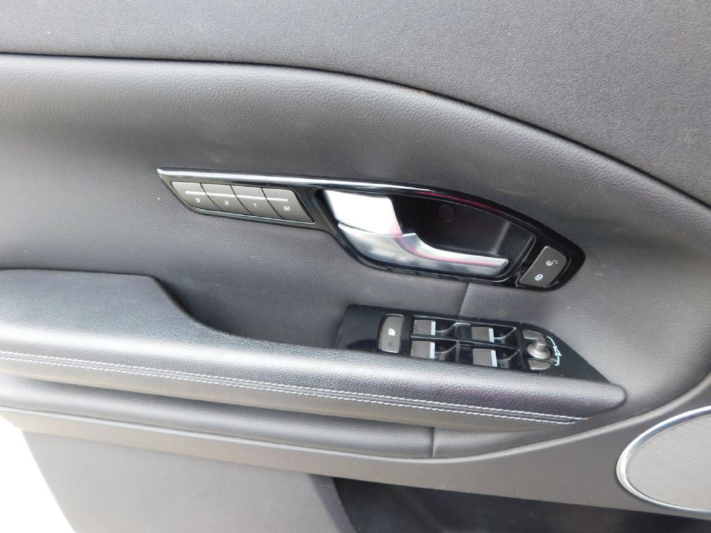 Used Car 2018 Land Rover Range Rover Evo  Se For Sale Under $15,000 In San Antonio, Texas