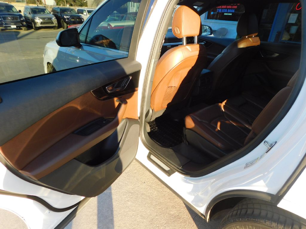 Used Car 2017 Audi Q7  Premium Plus For Sale Under $15,000 In San Antonio, Texas