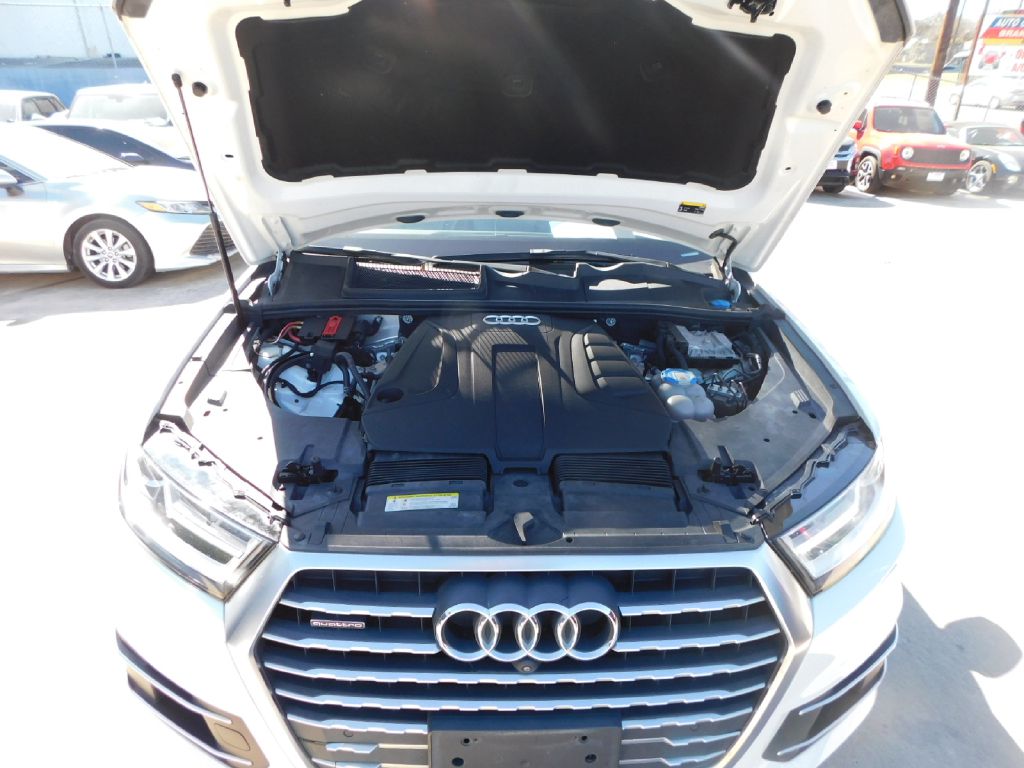 Used Car 2017 Audi Q7  Premium Plus For Sale Under $15,000 In San Antonio, Texas