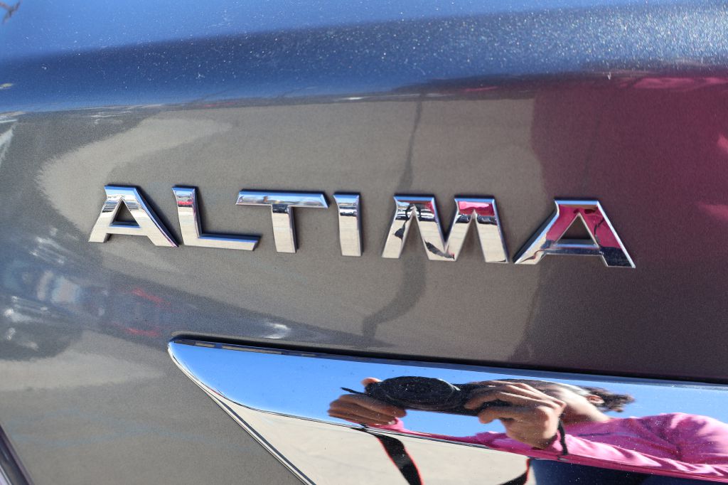 Used Car 2015 Nissan Altima  2.5 For Sale Under $10,000 In San Antonio, Texas