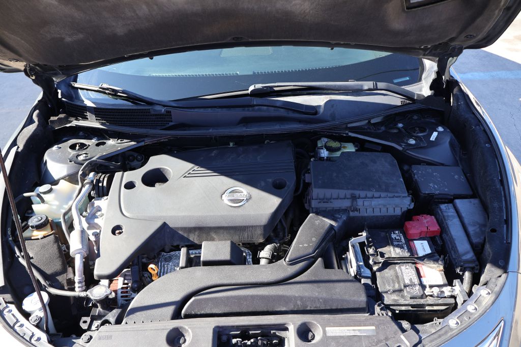 Used Car 2015 Nissan Altima  2.5 For Sale Under $10,000 In San Antonio, Texas