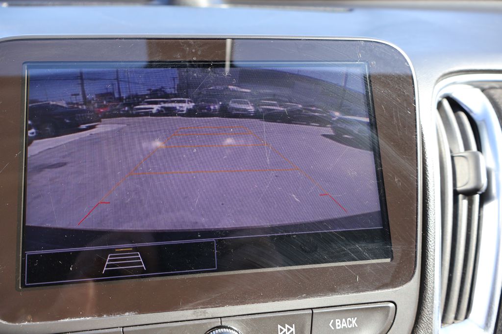 Used Car 2021 Chevrolet Malibu  Lt For Sale Under $12,000 In San Antonio, Texas