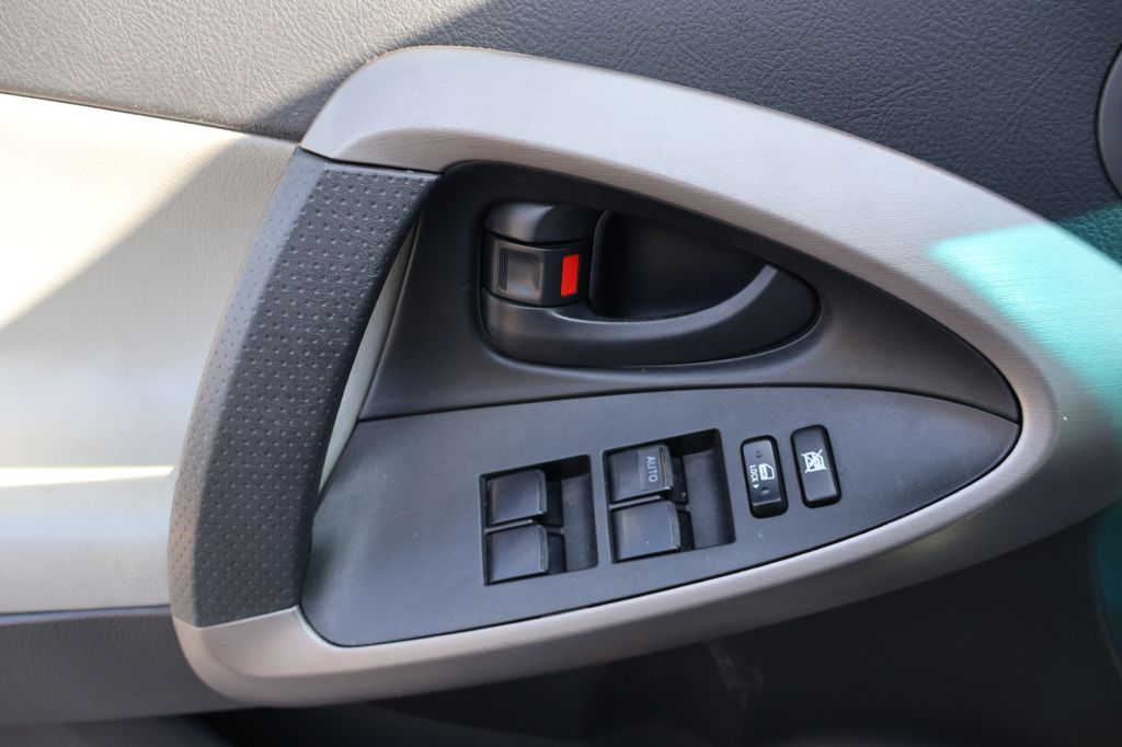 Used Car 2007 Toyota Rav4  Limited For Sale Under $10,000 In San Antonio, Texas