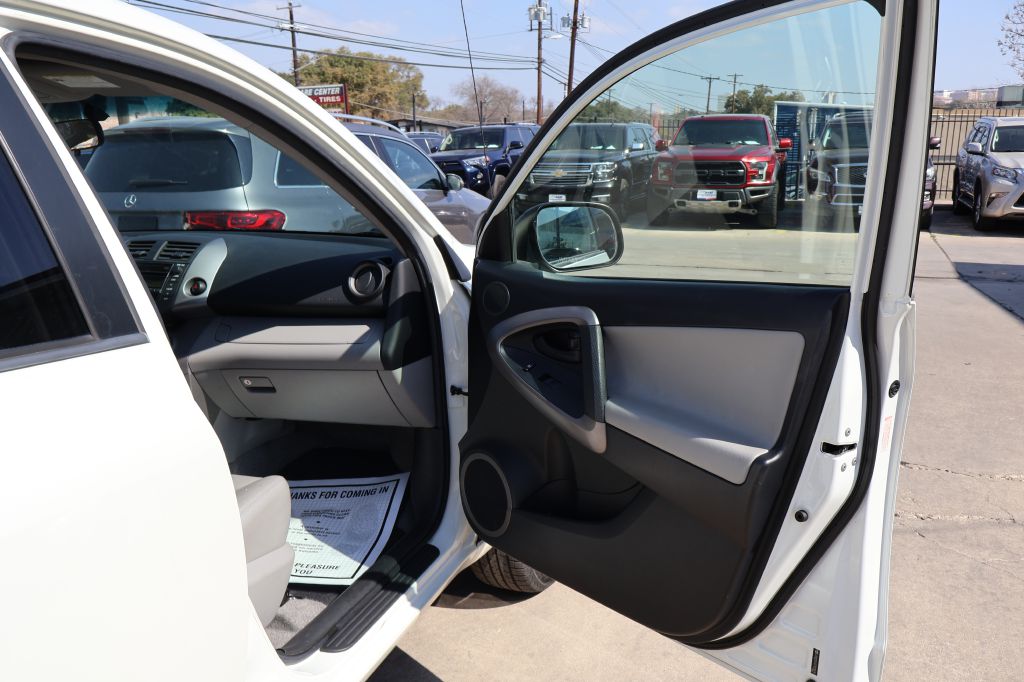 Used Car 2007 Toyota Rav4  Limited For Sale Under $10,000 In San Antonio, Texas