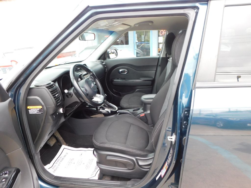 Used Car 2018 Kia Soul  + For Sale Under $10,000 In San Antonio, Texas