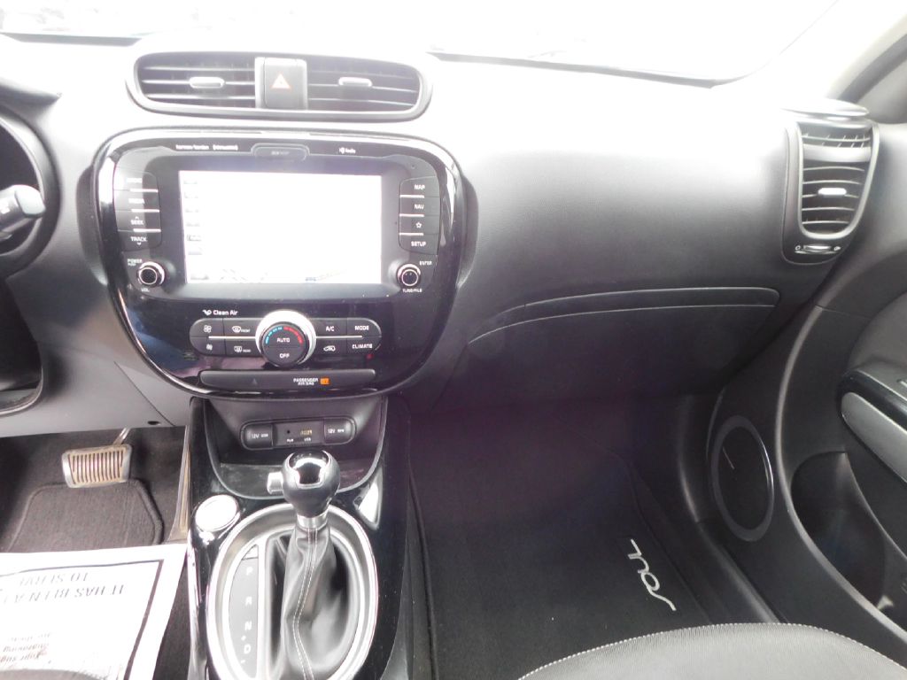 Used Car 2018 Kia Soul  + For Sale Under $10,000 In San Antonio, Texas