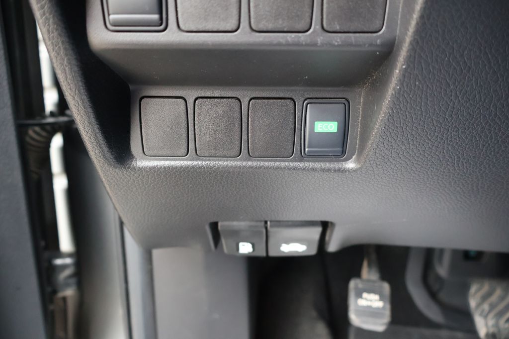 Used Car 2018 Nissan Rogue Sport  S For Sale Under $12,000 In San Antonio, Texas