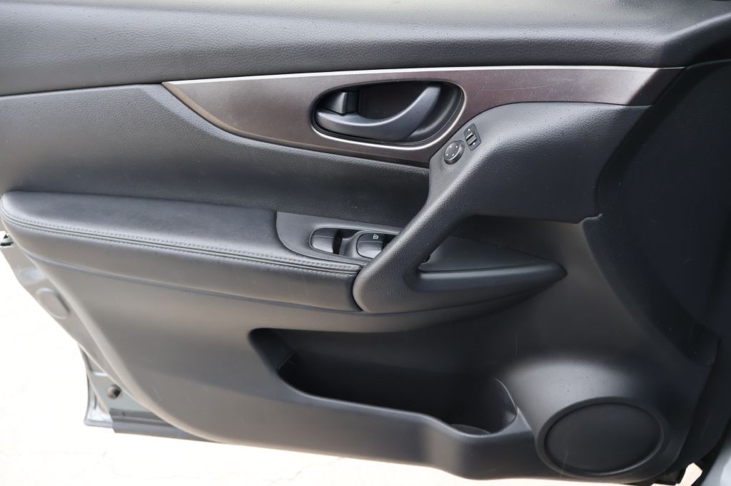 Used Car 2018 Nissan Rogue Sport  S For Sale Under $12,000 In San Antonio, Texas