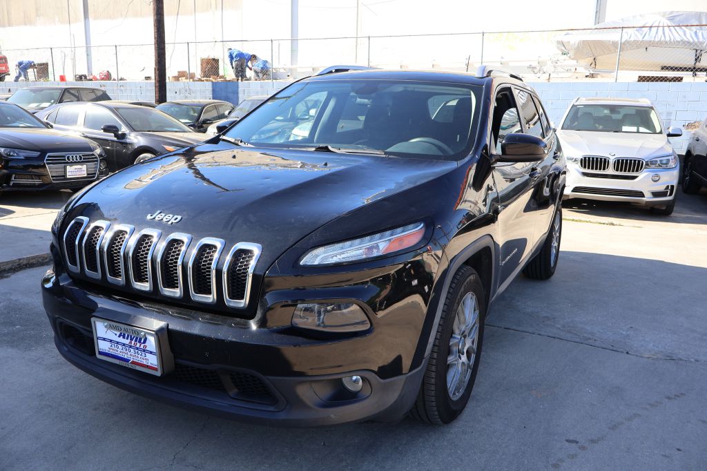 Used Car 2018 Jeep Cherokee  Latitude For Sale Under $10,000 In San Antonio, Texas