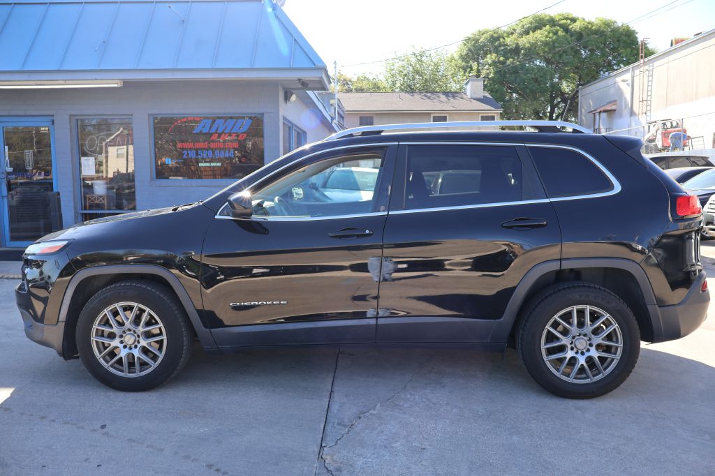 Used Car 2018 Jeep Cherokee  Latitude For Sale Under $10,000 In San Antonio, Texas