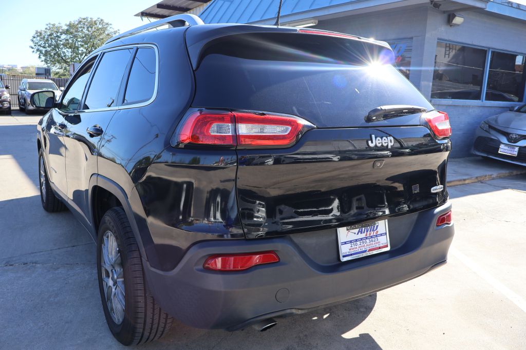 Used Car 2018 Jeep Cherokee  Latitude For Sale Under $10,000 In San Antonio, Texas