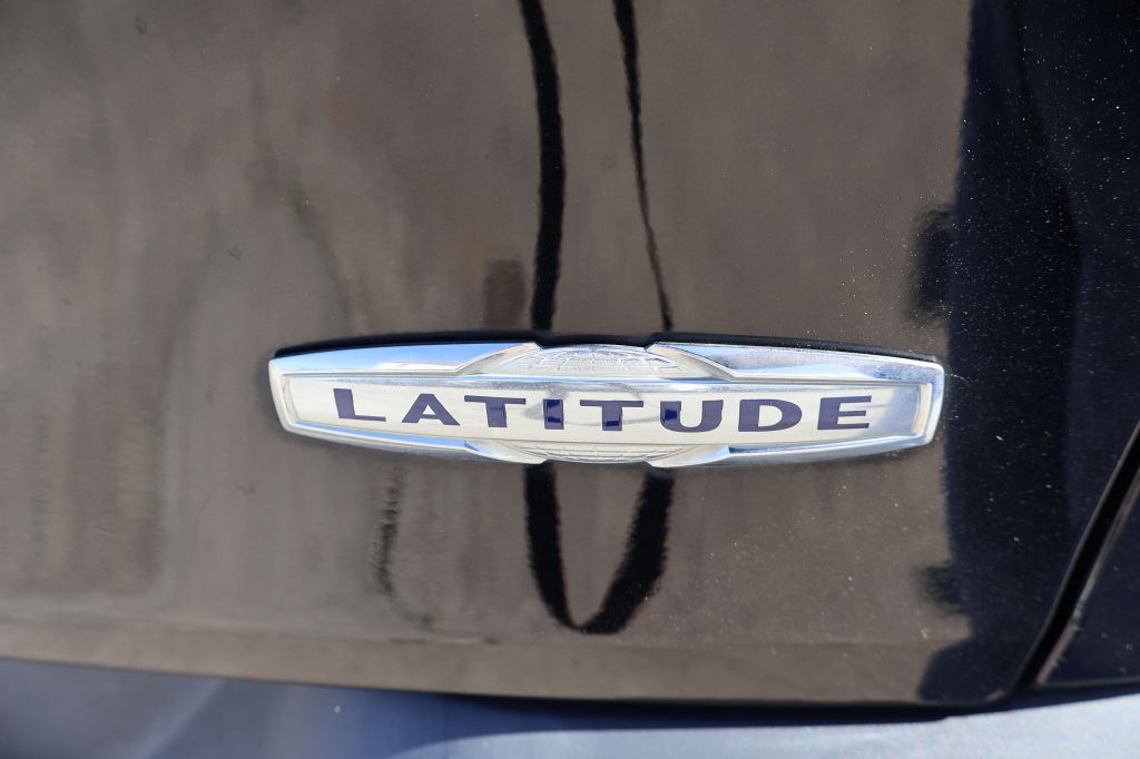 Used Car 2018 Jeep Cherokee  Latitude For Sale Under $10,000 In San Antonio, Texas