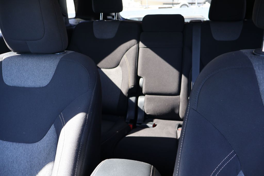 Used Car 2018 Jeep Cherokee  Latitude For Sale Under $10,000 In San Antonio, Texas