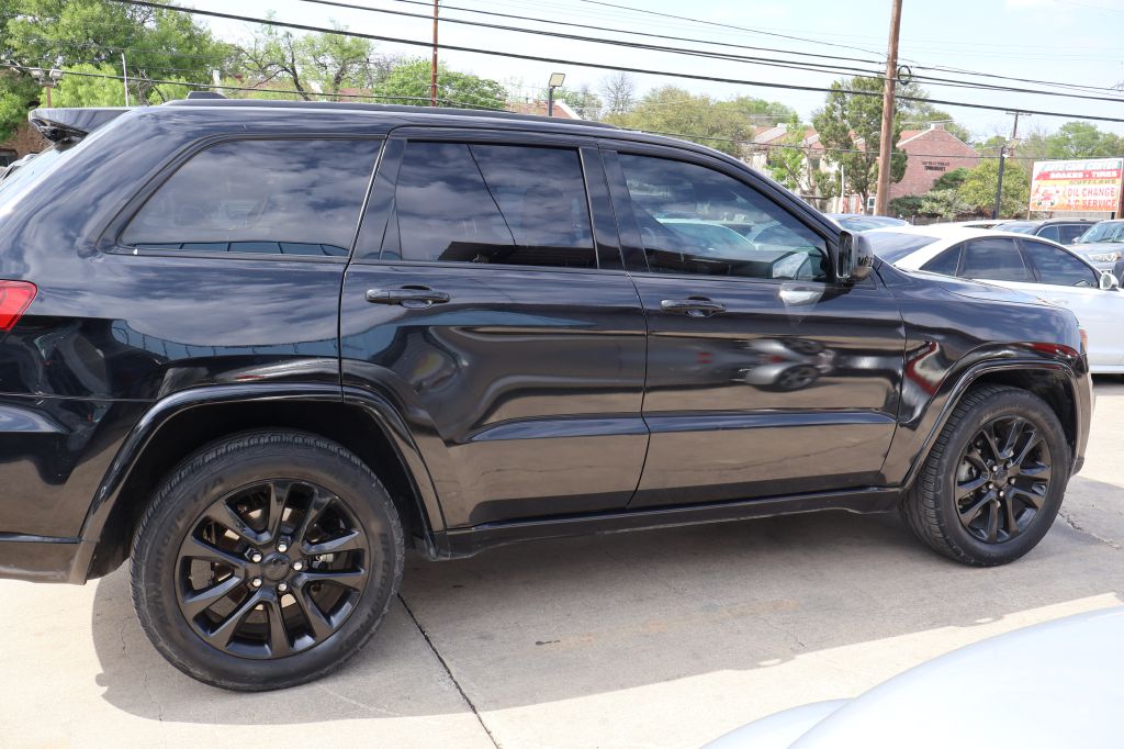 Used Car 2020 Jeep Grand Cherokee  Laredo For Sale Under $15,000 In San Antonio, Texas