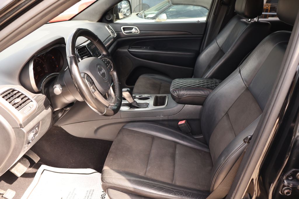 Used Car 2020 Jeep Grand Cherokee  Laredo For Sale Under $15,000 In San Antonio, Texas