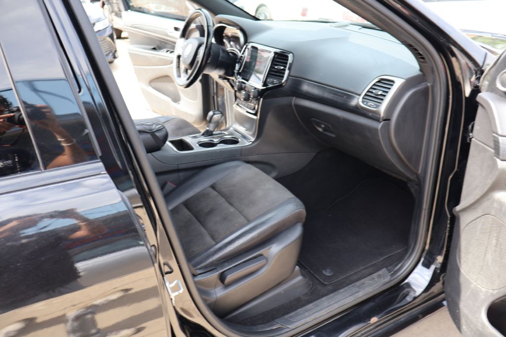 Used Car 2020 Jeep Grand Cherokee  Laredo For Sale Under $15,000 In San Antonio, Texas