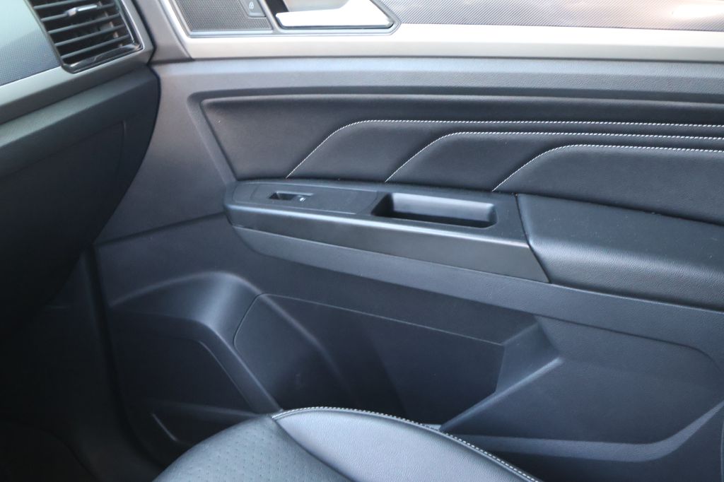 Used Car 2020 Volkswagen Atlas Cross Spo  Sel R-line For Sale Under $20,000 In San Antonio, Texas