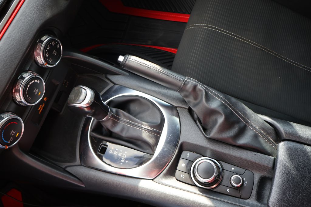 Used Car 2018 Fiat 124 Spider  Classica For Sale Under $10,000 In San Antonio, Texas