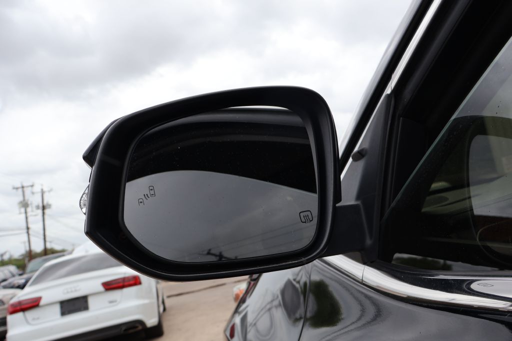 Used Car 2016 Toyota Highlander  Limited Platinum For Sale Under $20,000 In San Antonio, Texas