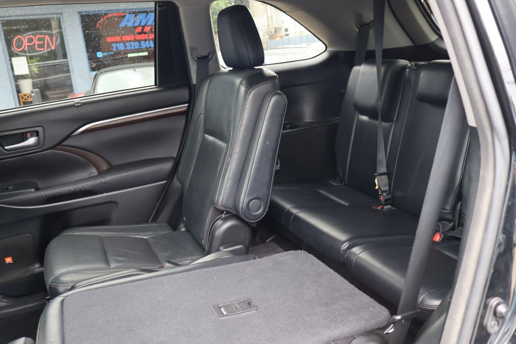 Used Car 2016 Toyota Highlander  Limited Platinum For Sale Under $20,000 In San Antonio, Texas