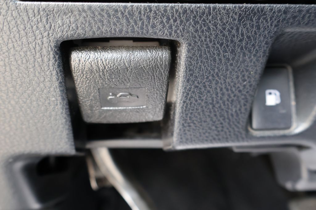 Used Car 2016 Toyota Highlander  Limited Platinum For Sale Under $20,000 In San Antonio, Texas