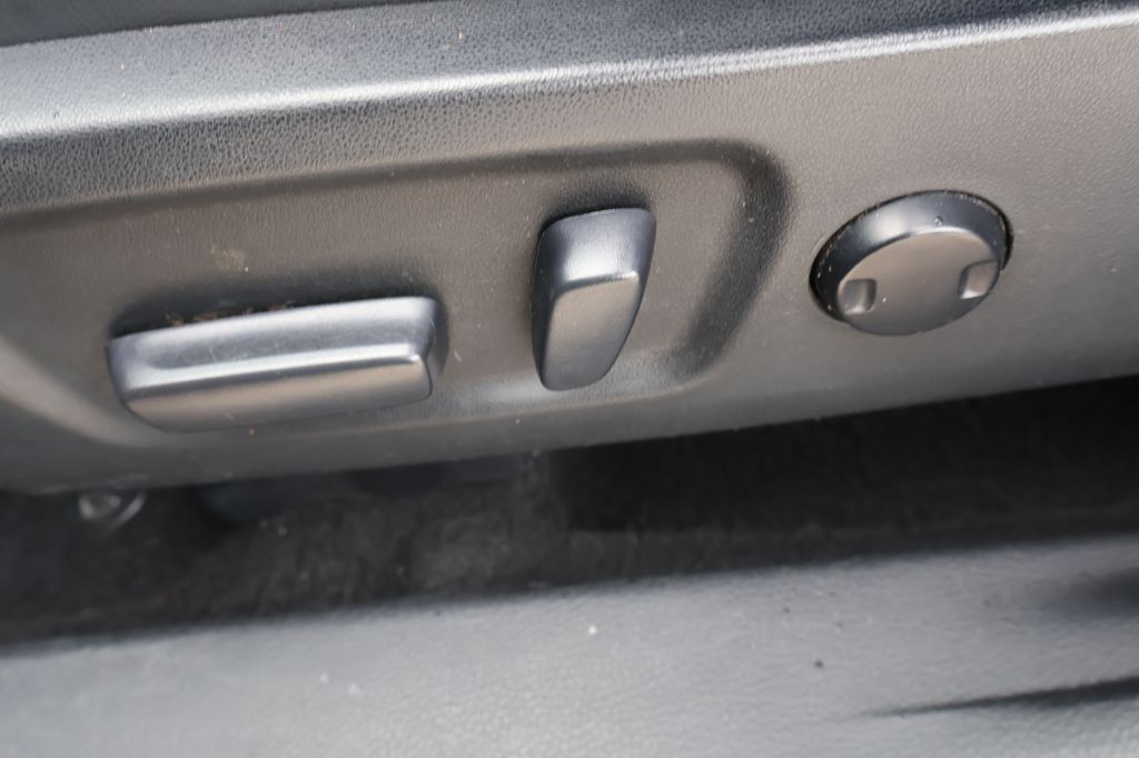 Used Car 2016 Toyota Highlander  Limited Platinum For Sale Under $20,000 In San Antonio, Texas