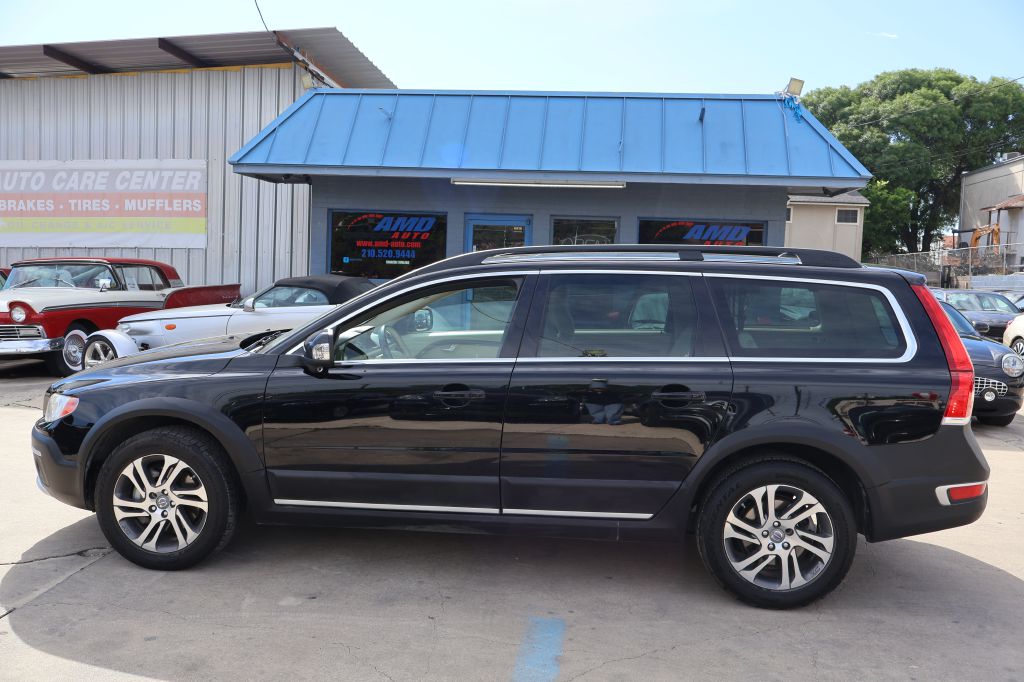 Used Car 2015 Volvo Xc70  T5 Premier For Sale Under $10,000 In San Antonio, Texas