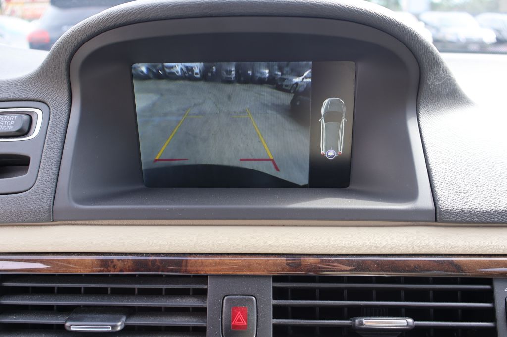 Used Car 2015 Volvo Xc70  T5 Premier For Sale Under $10,000 In San Antonio, Texas