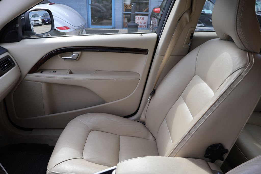 Used Car 2015 Volvo Xc70  T5 Premier For Sale Under $10,000 In San Antonio, Texas