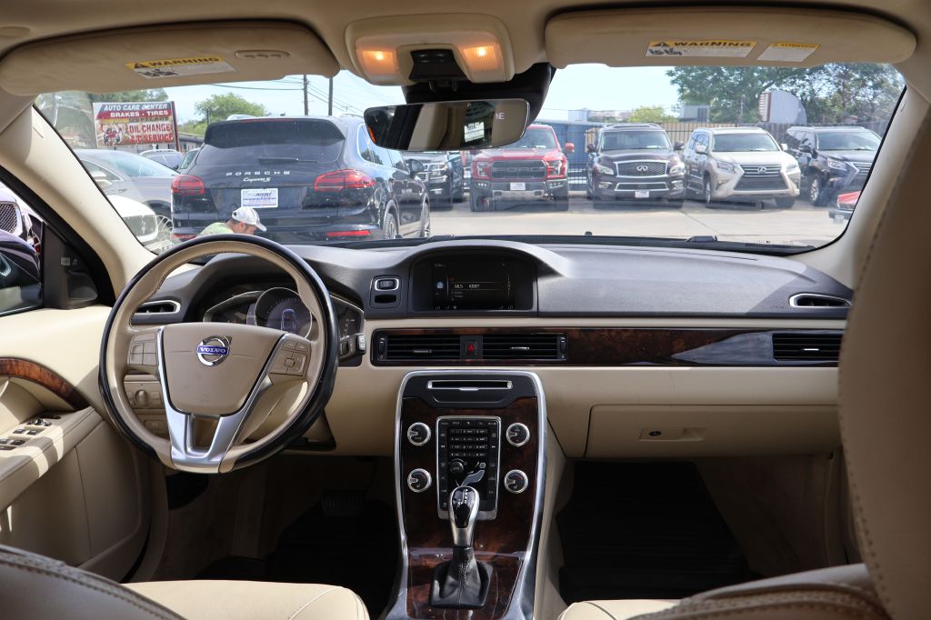 Used Car 2015 Volvo Xc70  T5 Premier For Sale Under $10,000 In San Antonio, Texas