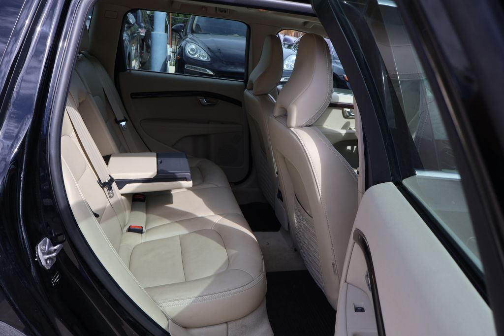 Used Car 2015 Volvo Xc70  T5 Premier For Sale Under $10,000 In San Antonio, Texas