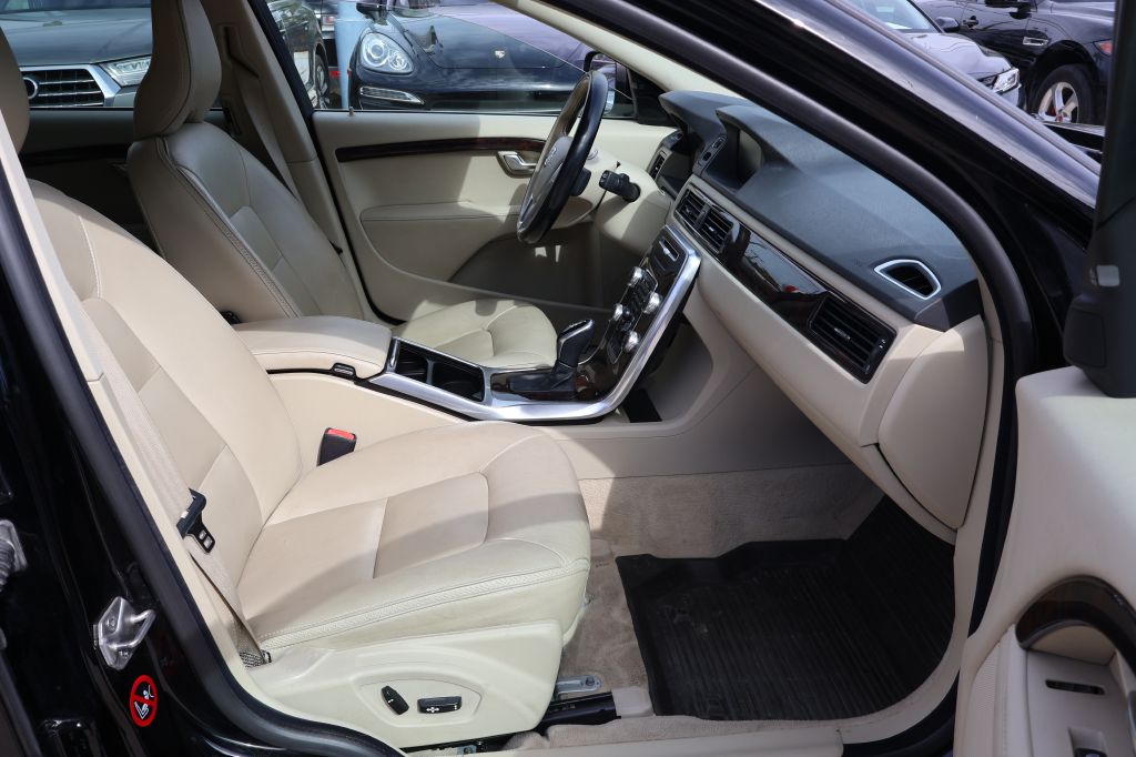 Used Car 2015 Volvo Xc70  T5 Premier For Sale Under $10,000 In San Antonio, Texas