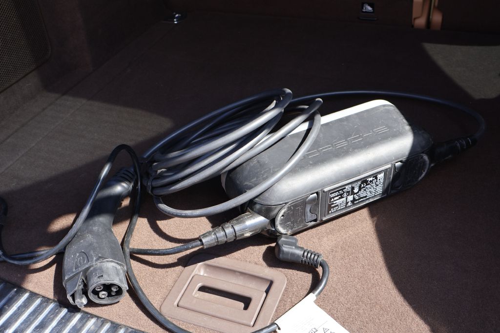 Used Car 2016 Porsche Cayenne  Se Hybrid For Sale Under $15,000 In San Antonio, Texas