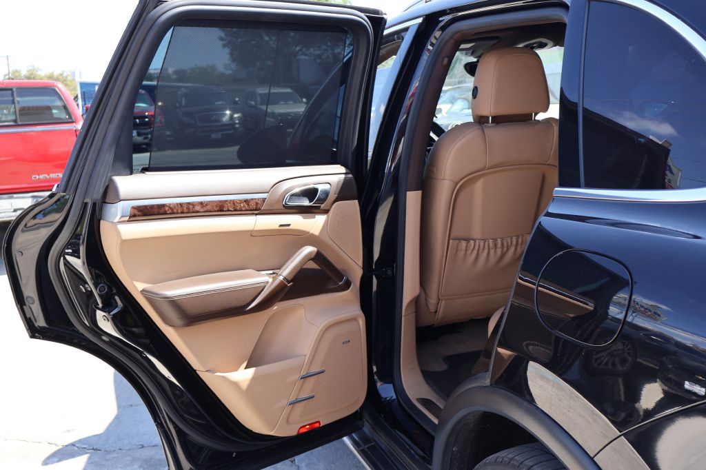 Used Car 2016 Porsche Cayenne  Se Hybrid For Sale Under $15,000 In San Antonio, Texas