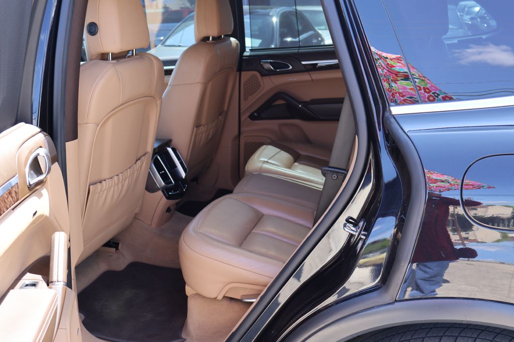 Used Car 2016 Porsche Cayenne  Se Hybrid For Sale Under $15,000 In San Antonio, Texas