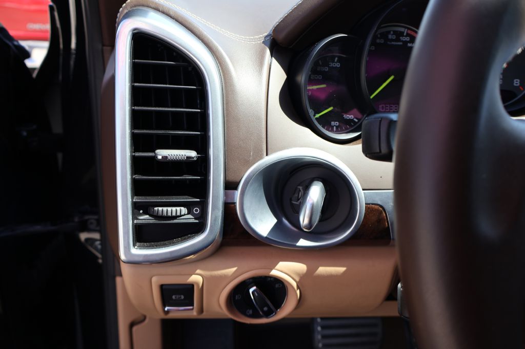 Used Car 2016 Porsche Cayenne  Se Hybrid For Sale Under $15,000 In San Antonio, Texas