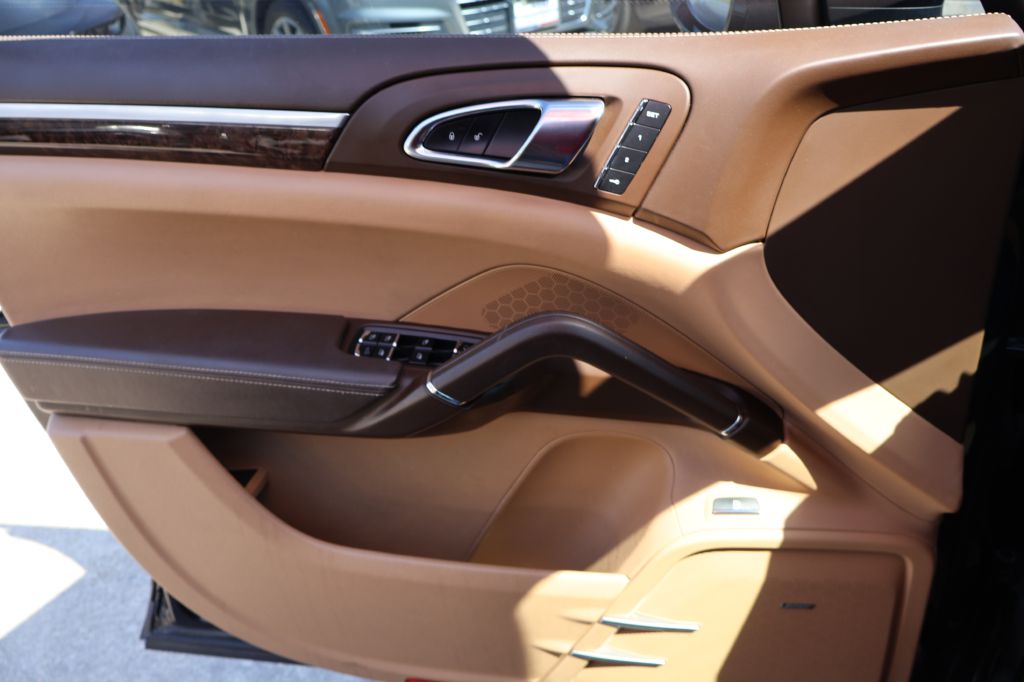 Used Car 2016 Porsche Cayenne  Se Hybrid For Sale Under $15,000 In San Antonio, Texas