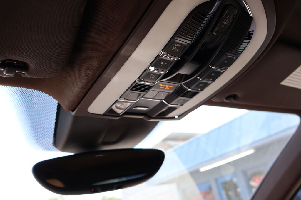 Used Car 2016 Porsche Cayenne  Se Hybrid For Sale Under $15,000 In San Antonio, Texas