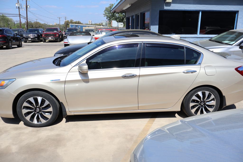 Used Car 2014 Honda Accord  Touring Hybrid For Sale Under $10,000 In San Antonio, Texas