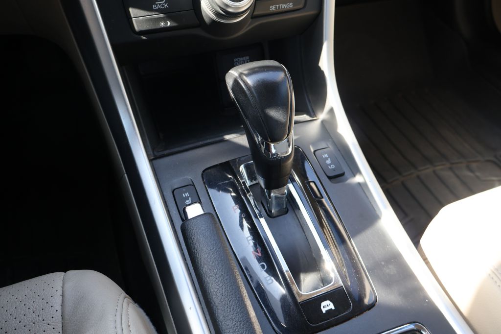 Used Car 2014 Honda Accord  Touring Hybrid For Sale Under $10,000 In San Antonio, Texas