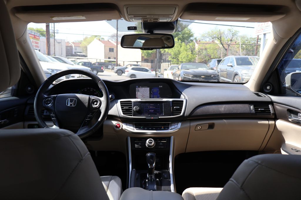 Used Car 2014 Honda Accord  Touring Hybrid For Sale Under $10,000 In San Antonio, Texas