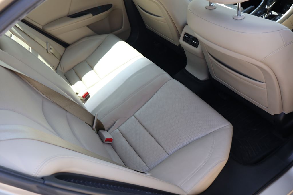 Used Car 2014 Honda Accord  Touring Hybrid For Sale Under $10,000 In San Antonio, Texas