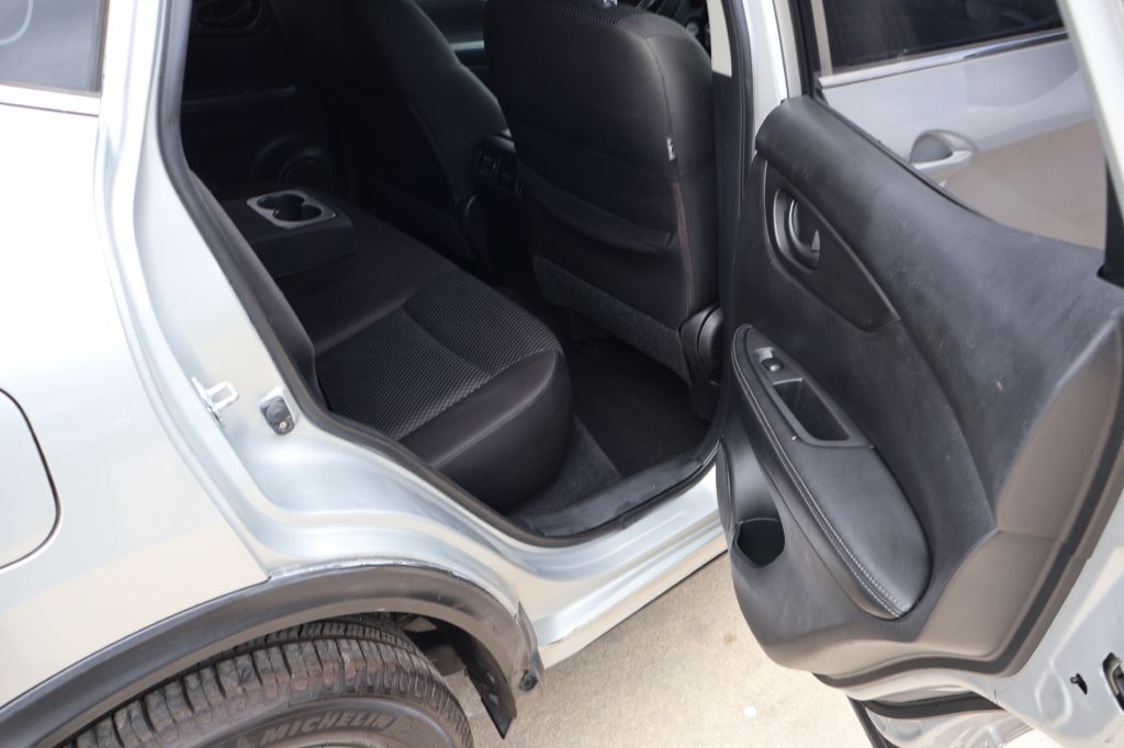 Used Car 2017 Nissan Rogue Sport  S For Sale Under $10,000 In San Antonio, Texas